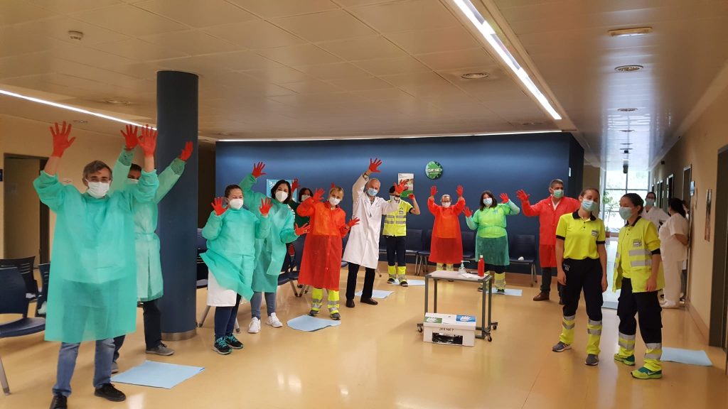 Profesionales del Centro de Salud 'Cuenca I' participan en un taller de higiene de manos Voces