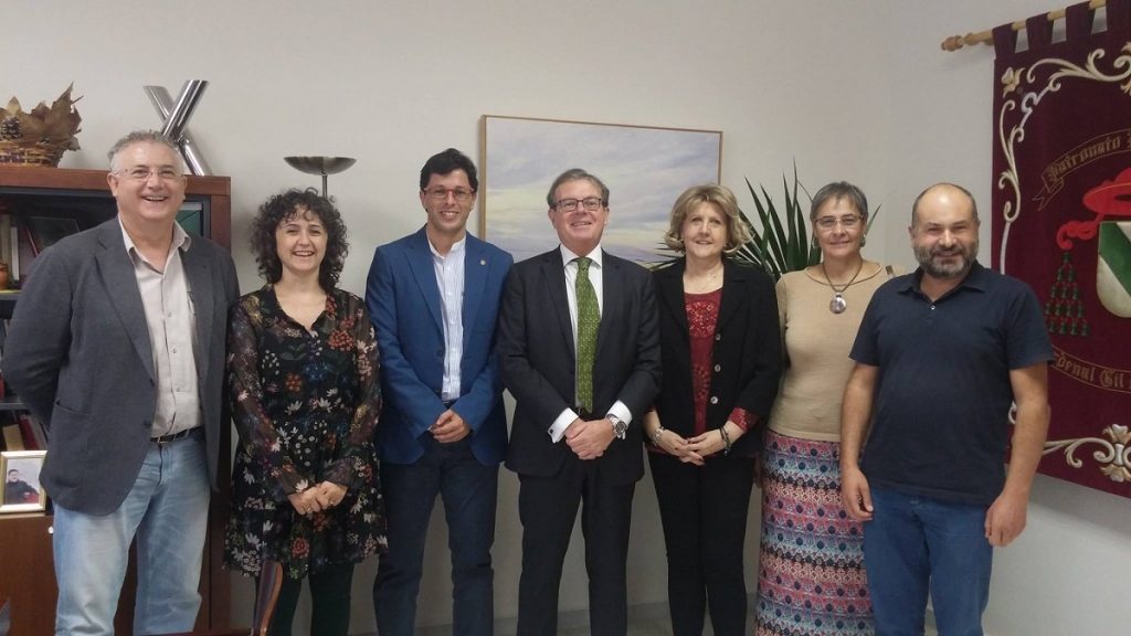 Equipo decanal Facultad Educación con el rector Miguel Ángel Collado y la vicerrectora Mª Ángeles Zurilla