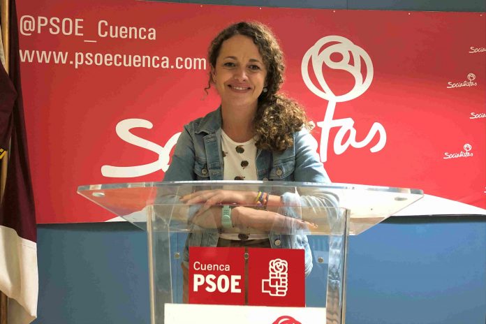 Gracia Canales, diputada del PSOE