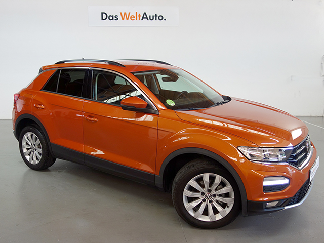 Lo has encontrado: Volkswagen T-Roc seminuevo, diseño y fiabilidad solo en Talleres Manchegos