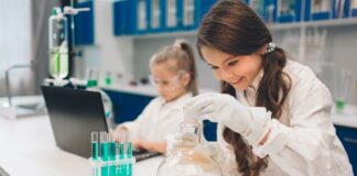 El Museo de las Ciencias pone en marcha un concurso para destacar el papel de las mujeres en el desarrollo científico