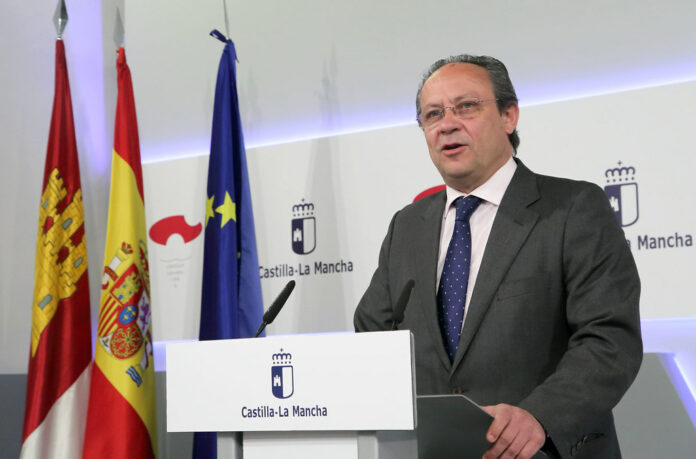 Juan Alfonso Ruíz Molina, consejero de Hacienda | FOTO: JCCM