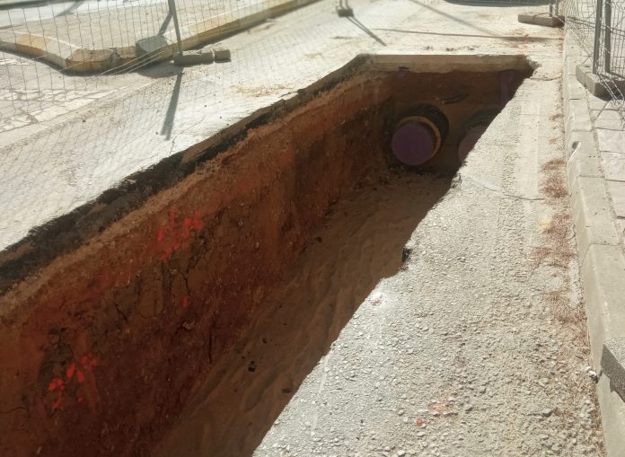 Imagen de archivo de instalación de la red de calor.