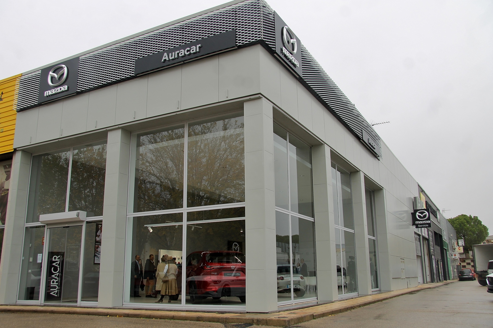 CONCESIONARIO MAZDA CUENCA (12)