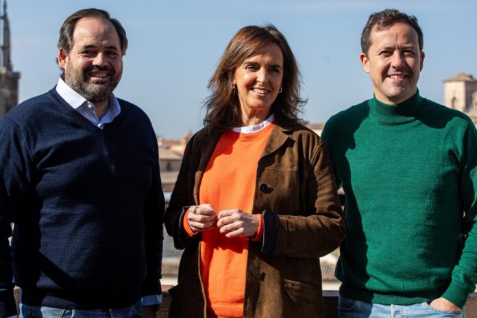 Núñez junto a Fúnez y Velázquez