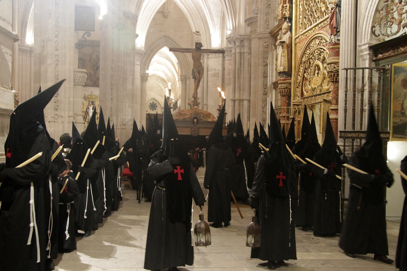 LUNES SANTO 2025 (6)