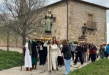 Procesión junto a la ermita de San Antonio El Largo. Foto: Ayuntamiento de Cuenca