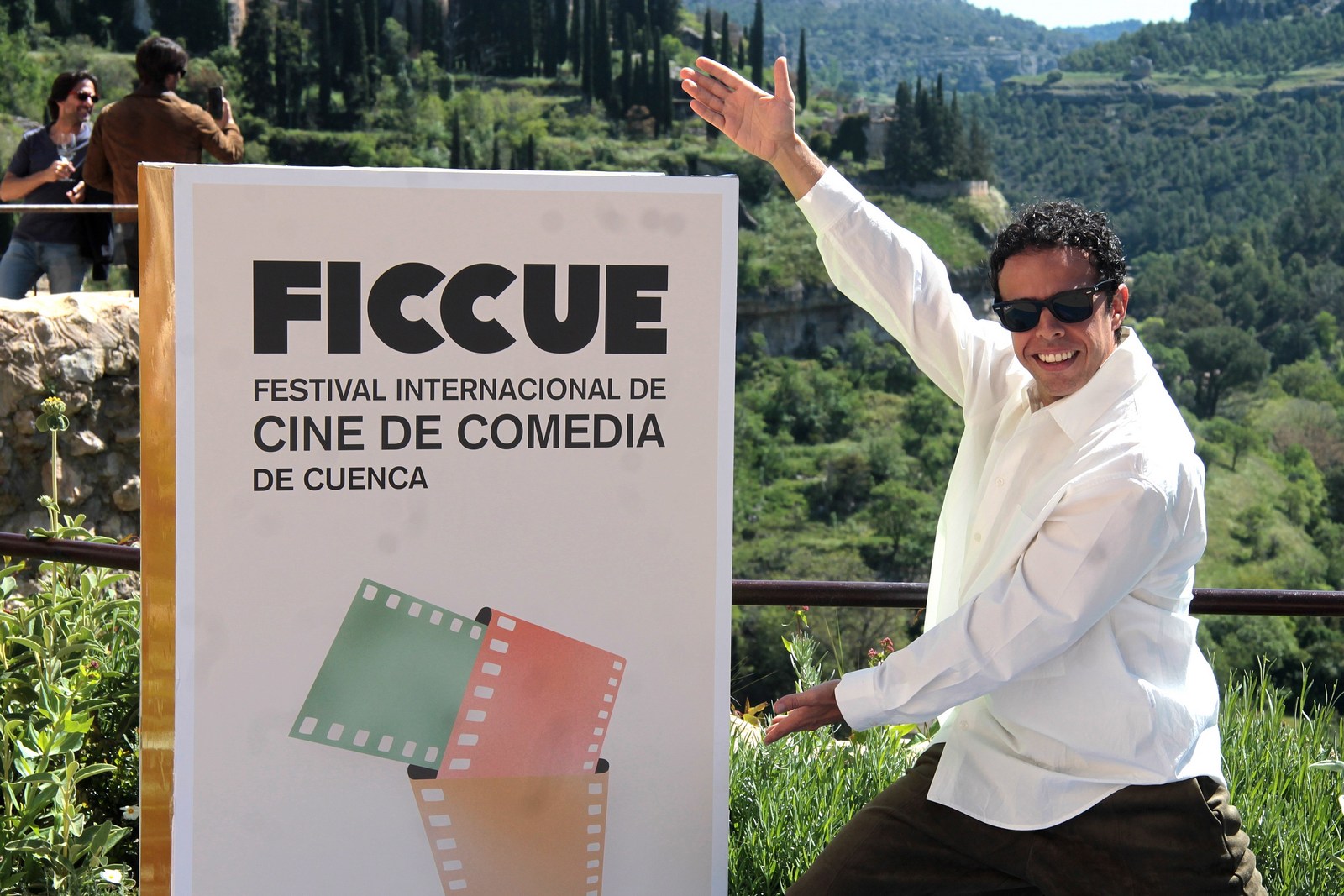 RECEPCIÓN INVITADOS FICCUE 2025 (18)