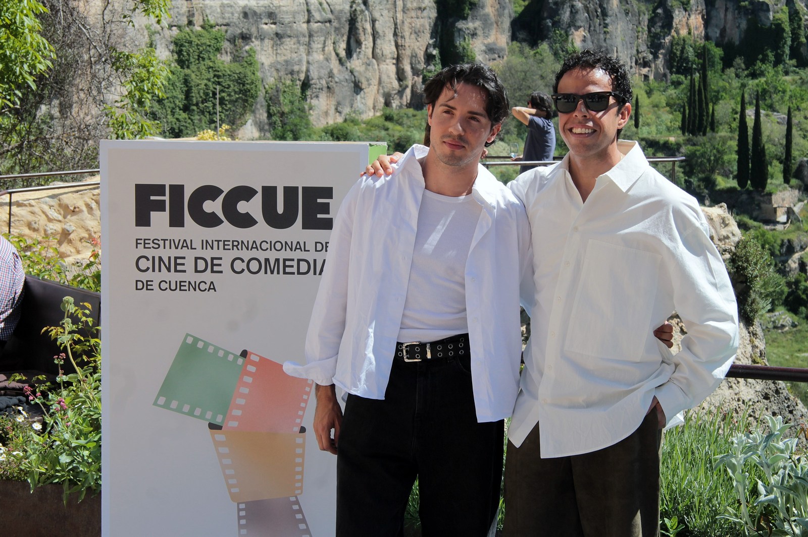 RECEPCIÓN INVITADOS FICCUE 2025 (32)