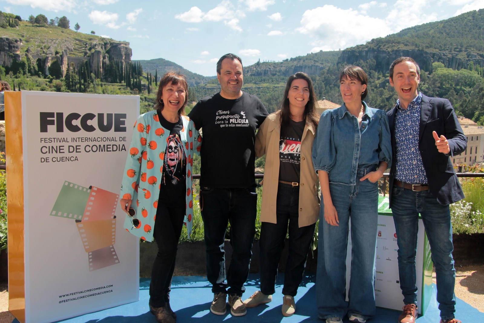 RECEPCIÓN INVITADOS FICCUE 2025 (42)