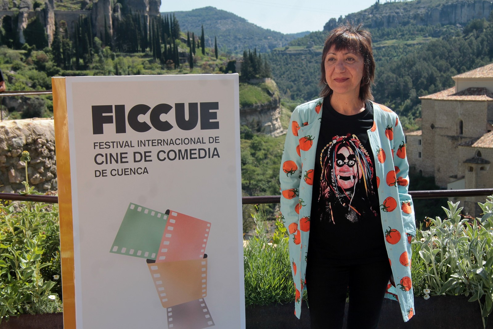 RECEPCIÓN INVITADOS FICCUE 2025 (6)