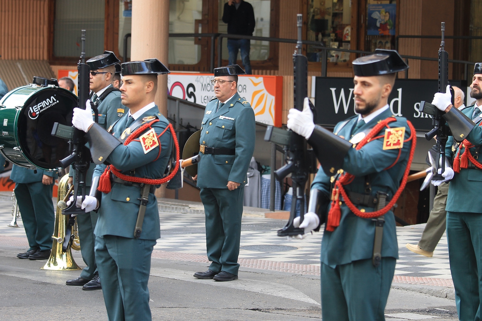 IZADO DE BANDERA G. CIVIL (1)