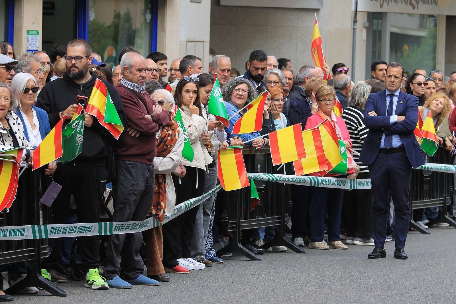 IZADO DE BANDERA G. CIVIL (40)