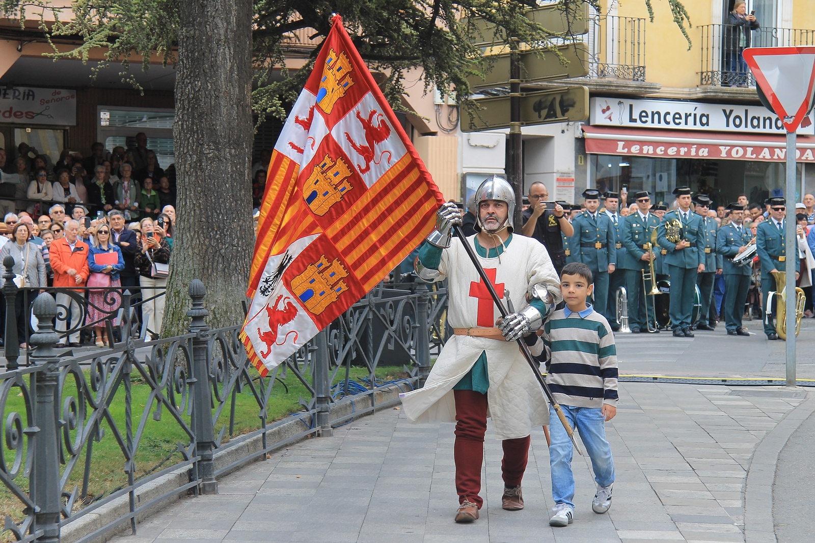 IZADO DE BANDERA G. CIVIL (42)