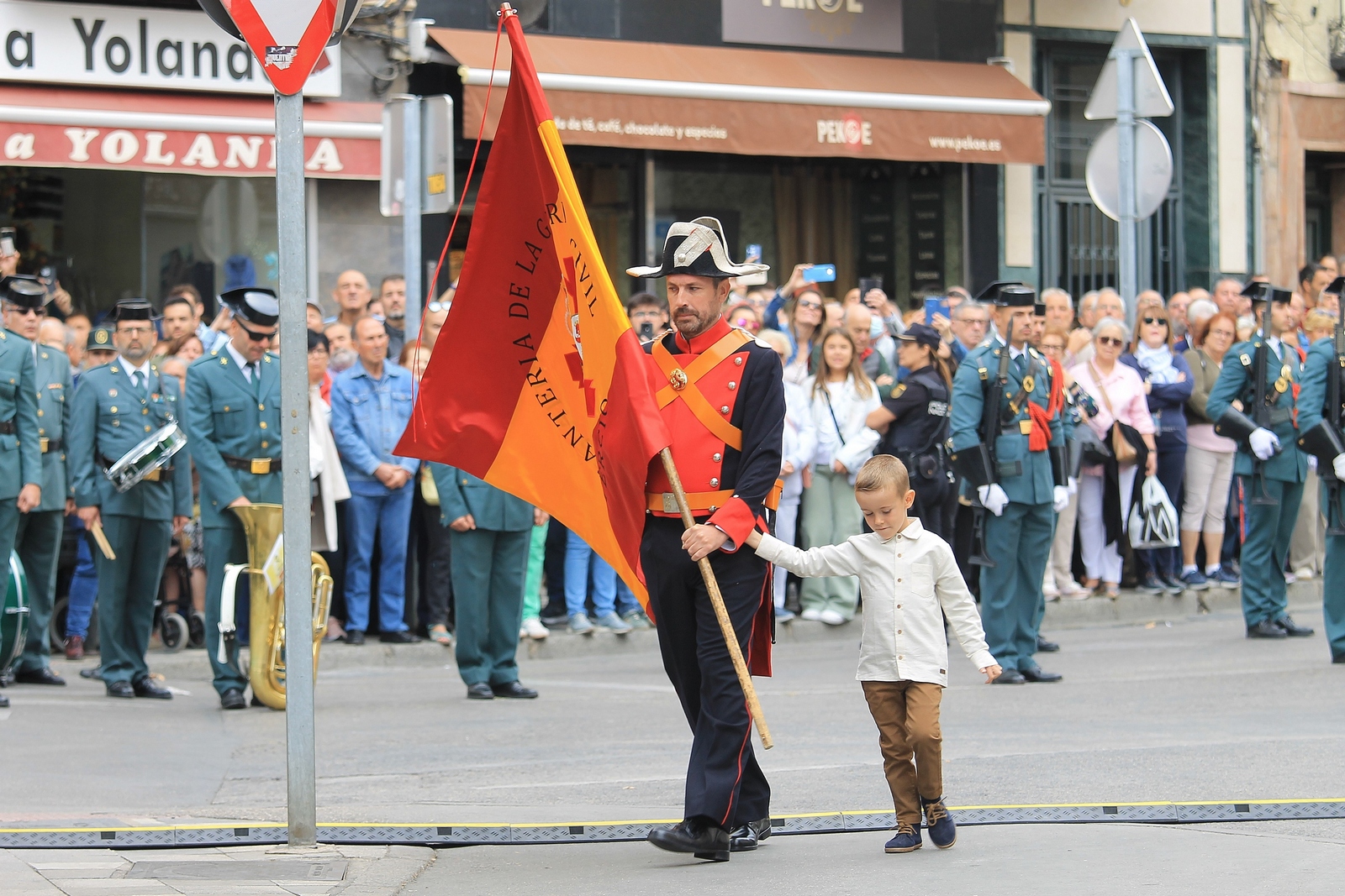IZADO DE BANDERA G. CIVIL (47)