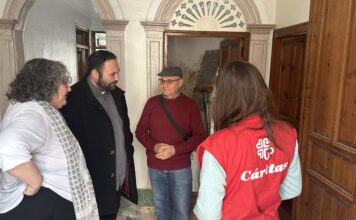 La ayuda de Cáritas en Mira por la DANA alcanza a 182 familias