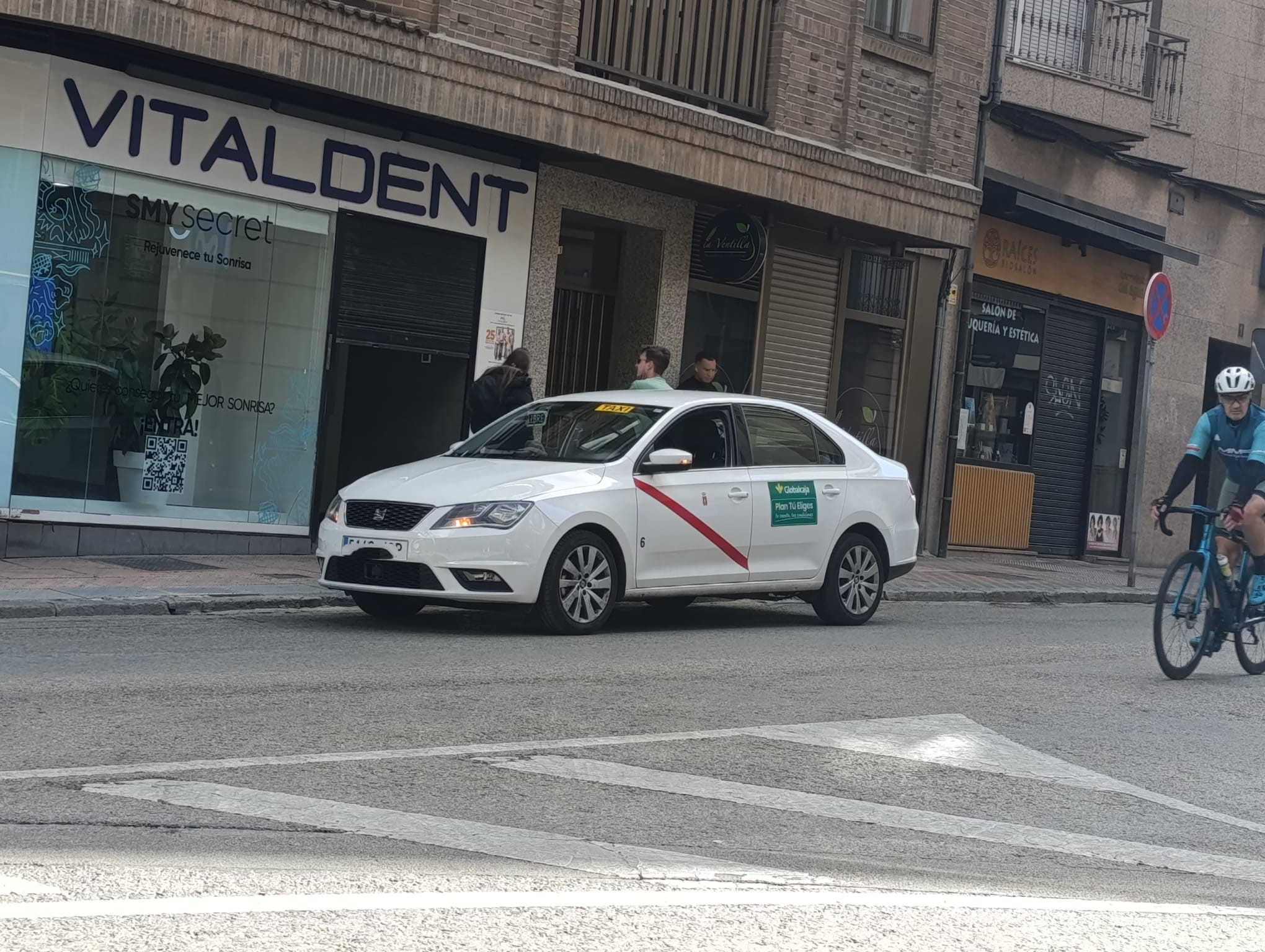 Las reclamaciones de los taxistas en Cuenca, a debate: ¿cambios en la normativa o aumento de la tarifa?