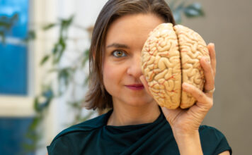 La arquitecta conquense Ana Mombiedro plantea cómo crear escuelas adaptadas a las necesidades emocionales