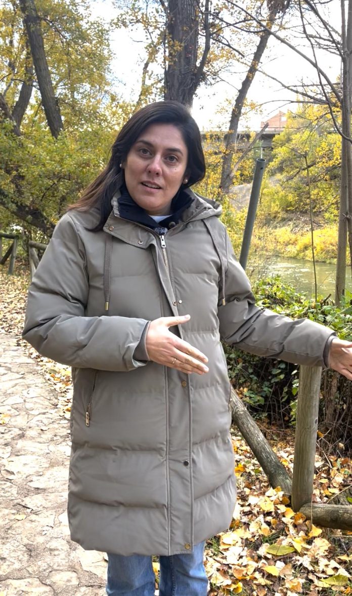 BEA JIMÉNEZ TALANQUERAS PASEO FLUVIAL