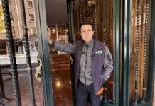 Jesús López, uno de los último porteros de finca de Cuenca: “Cuando nos jubilemos, esto se acaba”