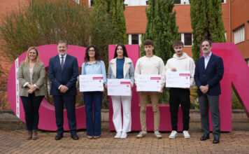 Reconocimiento a los mejores expedientes de la EvAU 2024 que han apostado por estudiar en el campus conquense