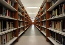 Los 25 libros que recomienda la Junta para leer esta Navidad en sus bibliotecas