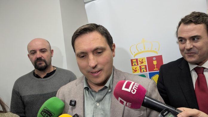 Álvaro Martínez Chana. Presidente Diputación Cuenca. entrega de diplomas Integra 4.0 Enero 2026