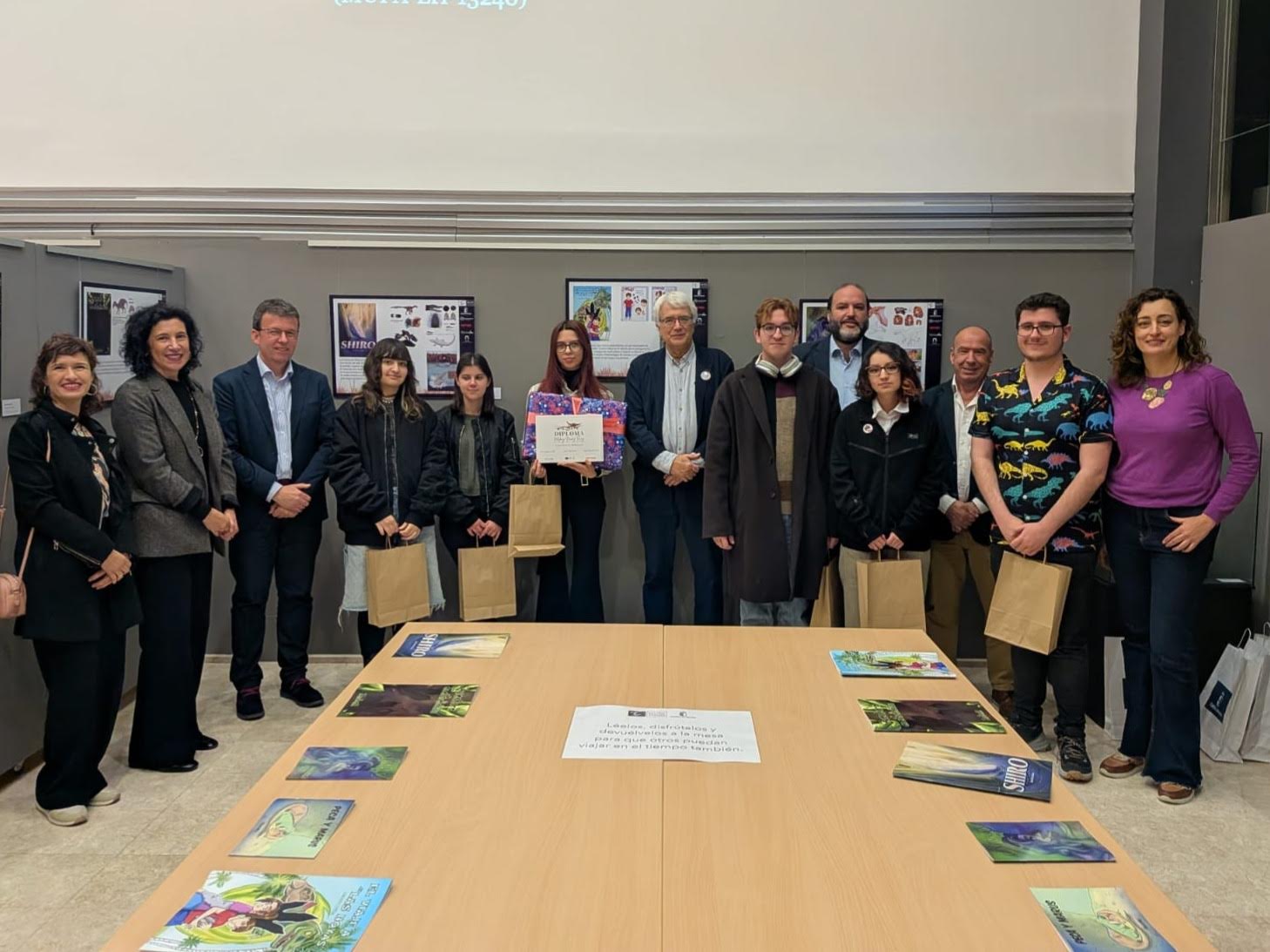 El cómic didáctico sobre Las Hoyas obra de Melany Núñez gana el Premio Serveo de Paleoilustración