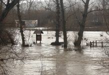 Así está el río Júcar a su paso por Cuenca en distintos puntos de la ciudad