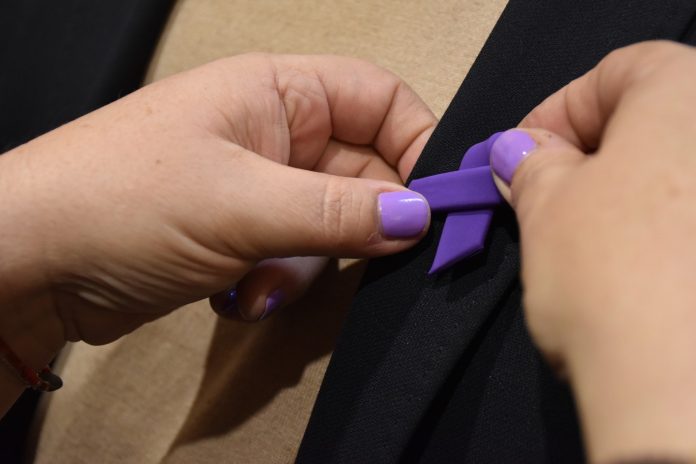 8M - Día Mujer - lazo morado