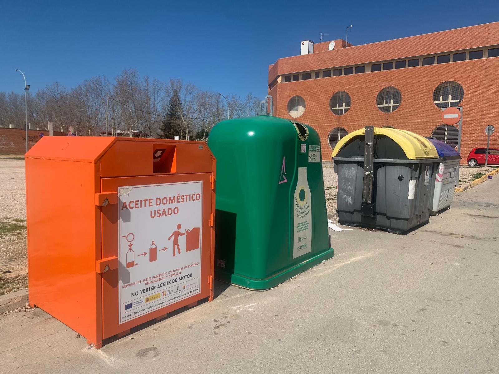 Tarancón cuenta con nuevos contenedores de reciclaje de aceite doméstico