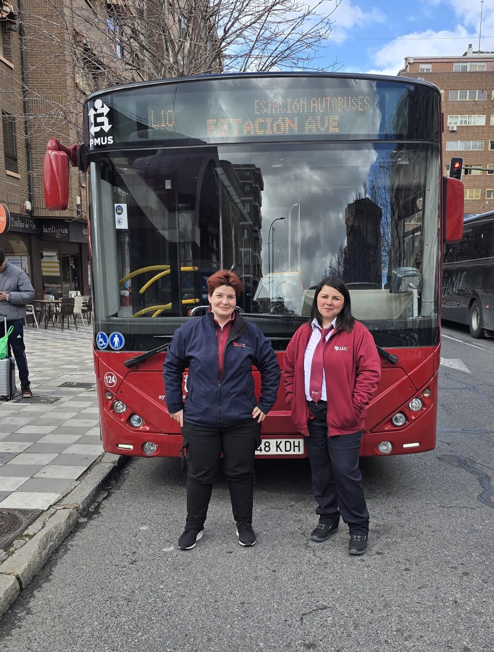 Las conductoras de autobuses de Cuenca reconocidas por CCOO con motivo del 8M