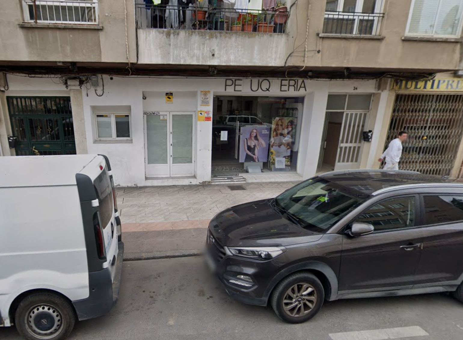 La peluquería Julia Villalba de avenida Reyes Católicos sufre su tercer robo en un año