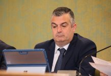«Despilfarro por omisión»: el PP denuncia la pérdida del 82% de una subvención para el Centro de Mayores