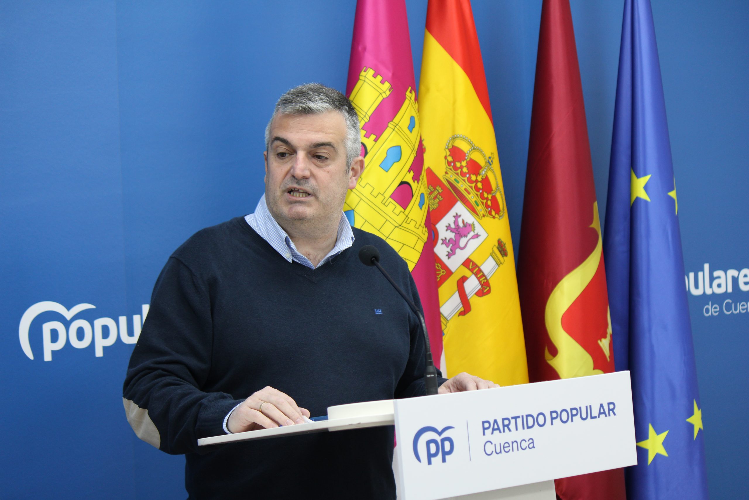 Barambio reprocha a Page y al PSOE de Cuenca «la hipocresía de sostener a Pedro Sánchez»