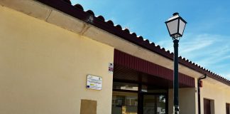 Preocupación en los usuarios de la Escuela Infantil de Arcas ante la falta de personal que atienda a los niños