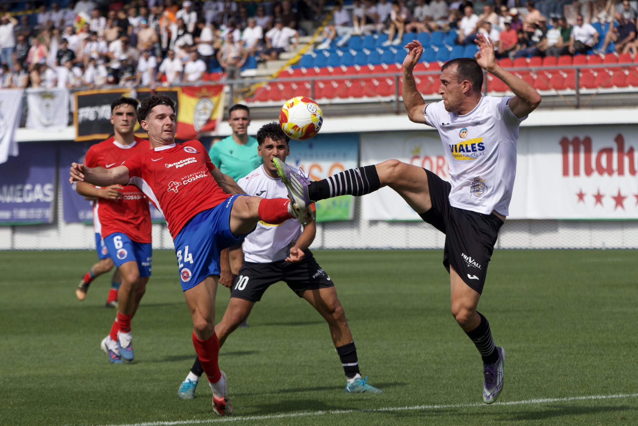 Un eficaz Ourense toma ventaja y el Conquense tendrá que encomendarse a La Fuensanta para remontar (1-0)