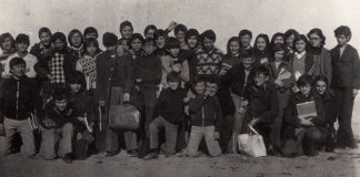 Cincuenta años de recuerdos: el reencuentro de una generación de la EGB en el colegio Santa Ana
