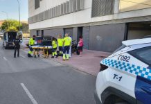 Un herido tras una colisión entre un turismo y una moto en la calle Joaquín Turina de Cuenca