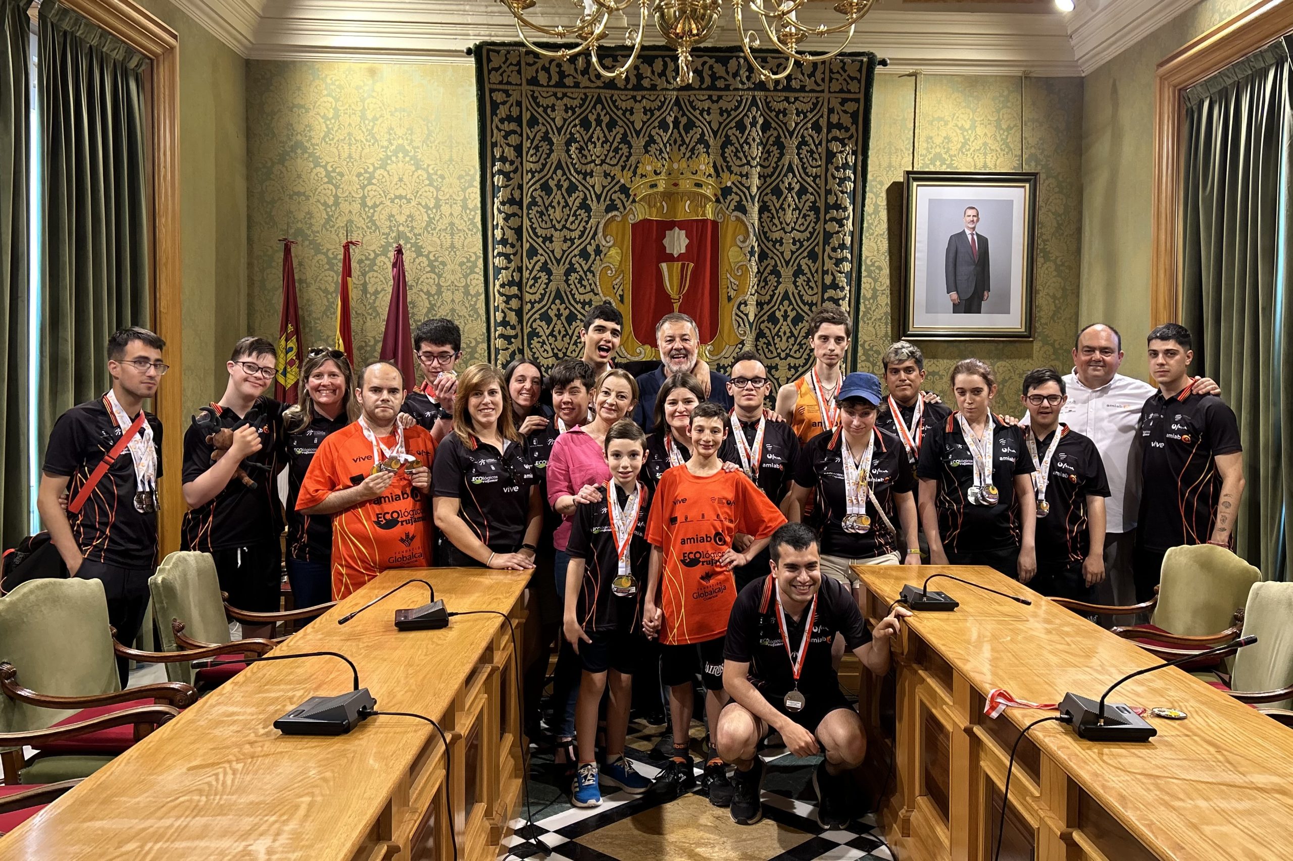 Dolz felicita al club deportivo amiab por su medio centenar de medallas en el Campeonato de Atletismo de Fecam
