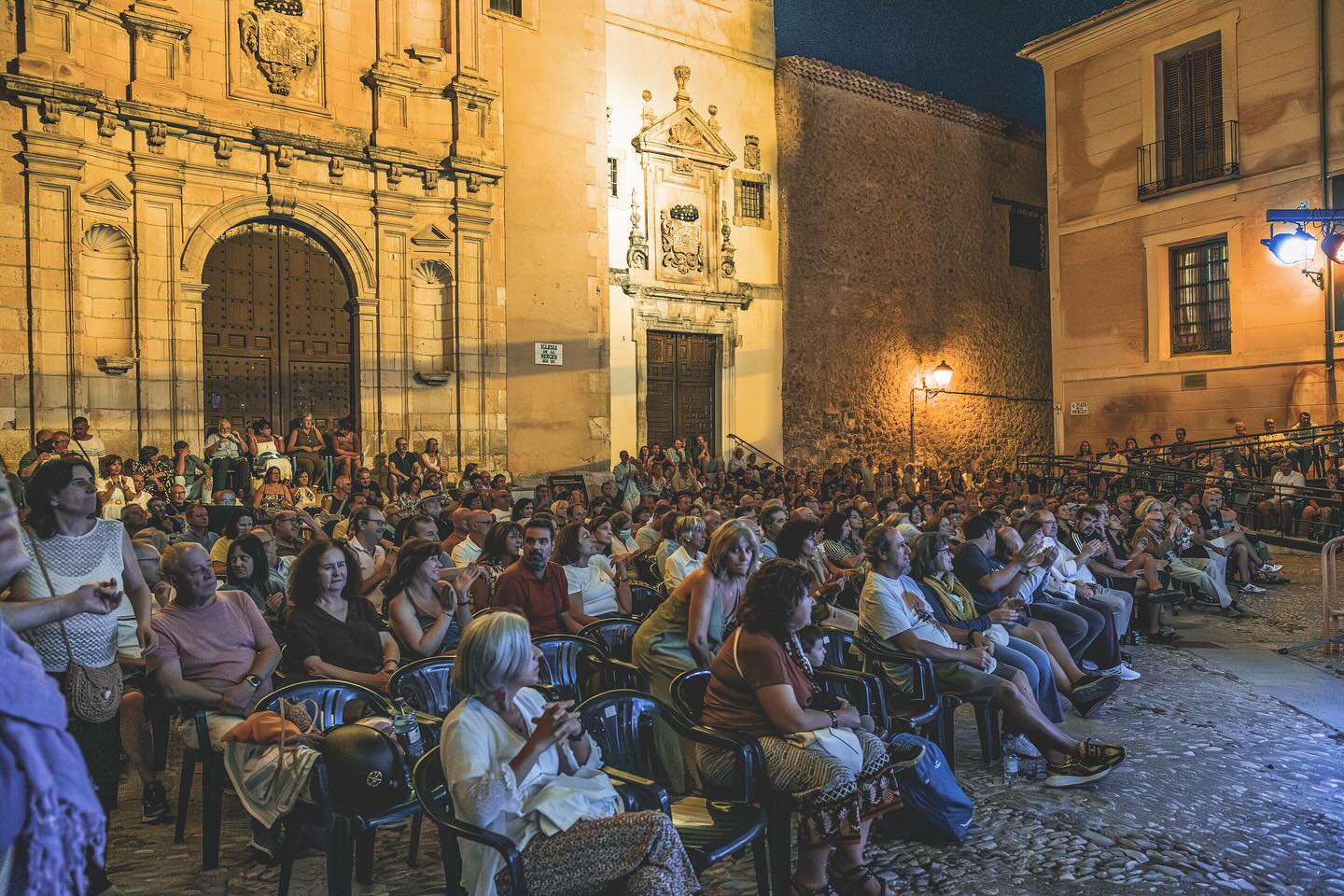 El Casco Antiguo de Cuenca celebra un verano más su ‘cine bajo las estrellas’