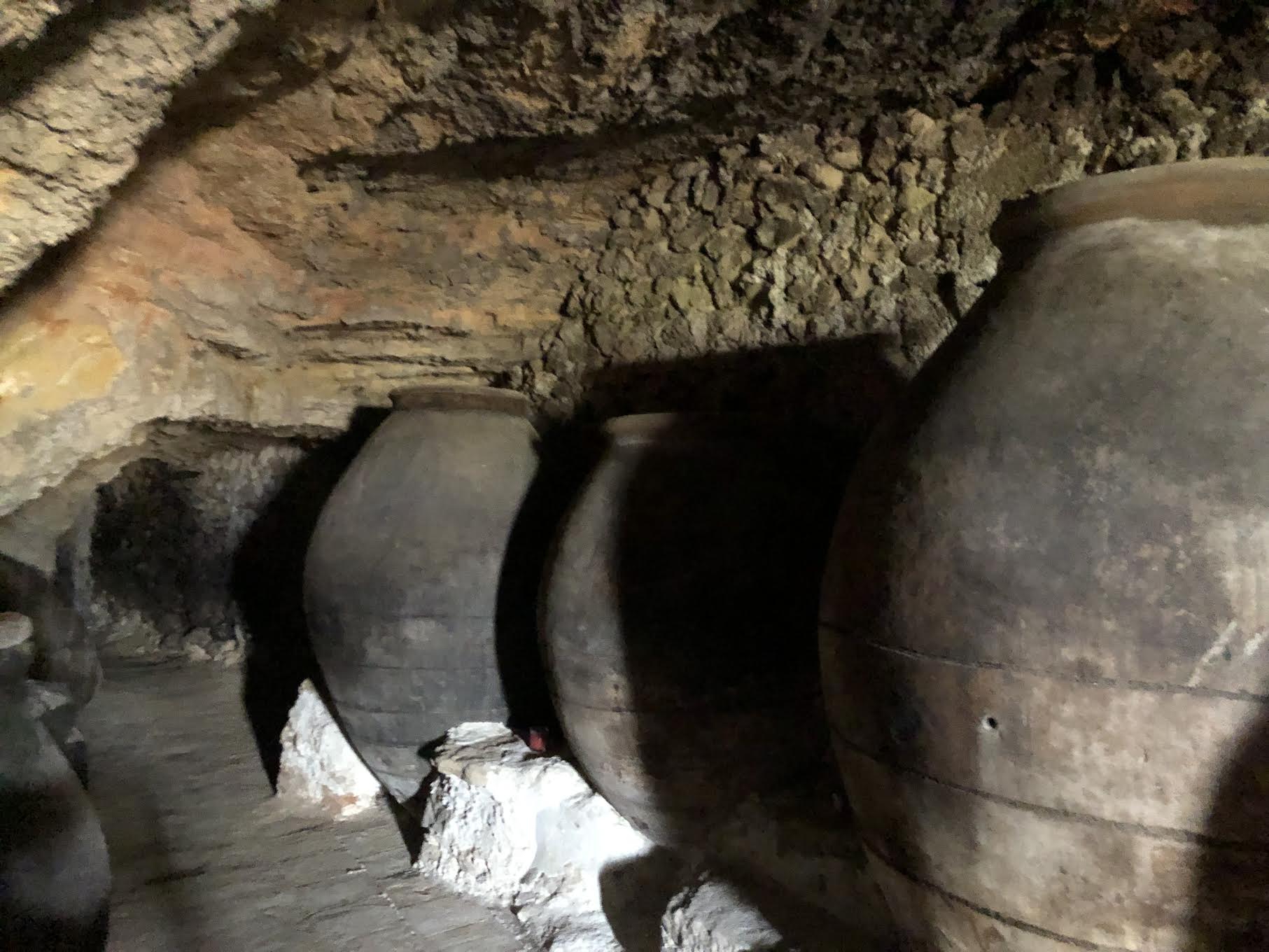 Nueva edición de Cuevas Abiertas este sábado en Cuevas de Velasco: 13 visitas, degustación de vino y aperitivo