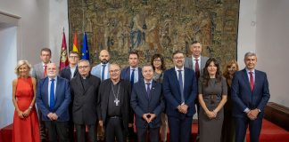Junta e Iglesia Católica sellan el acuerdo para la rehabilitación del patrimonio cultural religioso de la región