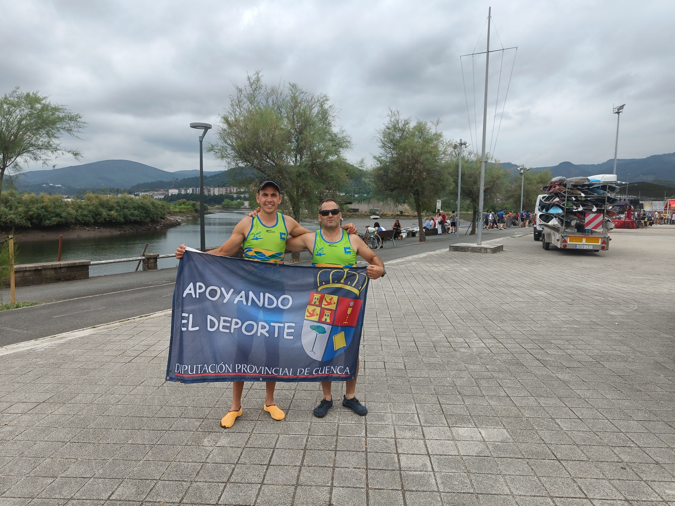 Oro y plata para el conquense Pablo Zamora sobre las aguas guipuzcoanas del Bidasoa y del Urola